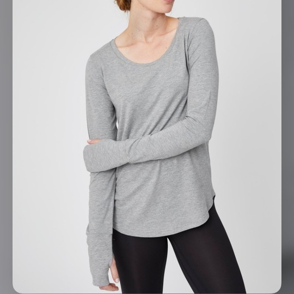 Lululemon Circadian Long Sleeve Tee
Heathered Medium Grey - Picture 1 of 16